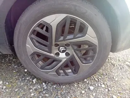 Photo 12 Citroën C4 e- 136 ch autonomie standard  Automatique