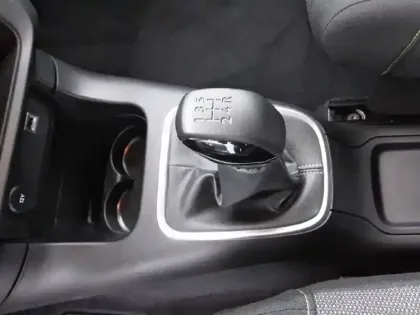 Photo 13 Citroën C3  PureTech 83 S&S BVM5