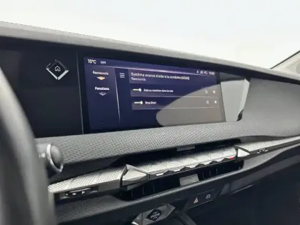 Photo 50 DS DS 4  BlueHDi 130 EAT8