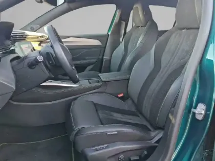 Photo 10 Peugeot 408  PHEV 225 e-EAT8