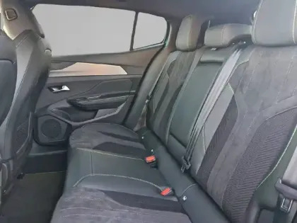 Photo 11 Peugeot 408  PHEV 225 e-EAT8