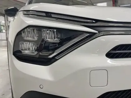 Photo 15 Citroën C4  PureTech 130 S&S EAT8