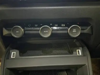 Photo 19 Citroën C4  PureTech 130 S&S EAT8