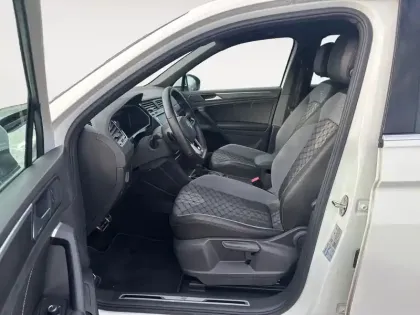 Photo 9 Volkswagen Tiguan  2.0 TDI 150ch DSG7