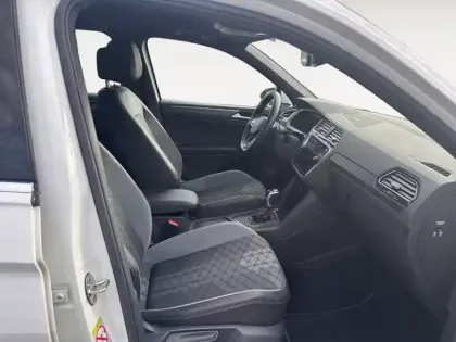 Photo 10 Volkswagen Tiguan  2.0 TDI 150ch DSG7