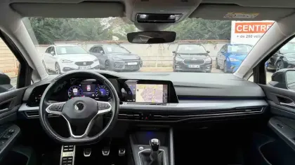 Photo 8 Volkswagen Golf  1.0 TSI OPF 110 BVM6