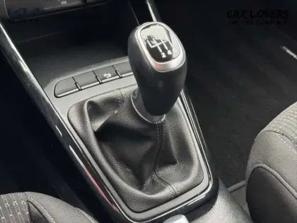 Photo 11 Kia Stonic  1.0 T-GDi 120 ch MHEV iBVM6