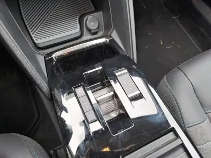 Photo 13 Citroën C4  X BlueHDi 130 S&S EAT8