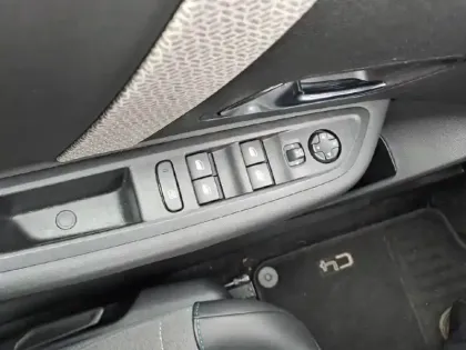 Photo 18 Citroën C4  X BlueHDi 130 S&S EAT8