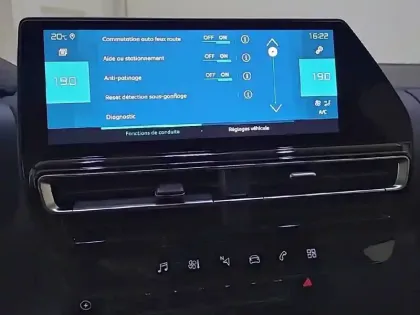 Photo 20 Citroën C5 aircross  Hybride Rechargeable 180 e-EAT8