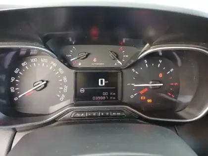 Photo 9 Citroën C3 Aircross  PureTech 110 S&S BVM6