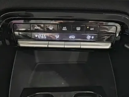 Photo 20 Citroën C3 Aircross  Hybride 145 e-DCS6