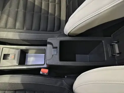 Photo 21 Citroën C3 Aircross  Hybride 145 e-DCS6