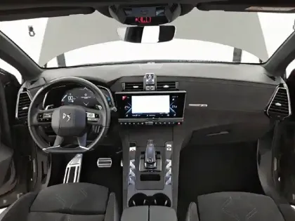 Photo 47 DS DS 7 DS7 Crossback Hybride E-Tense 300 EAT8 4x4