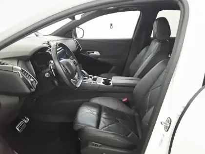 Photo 8 DS Ds 7 DS7 Crossback Hybride E-Tense 225 EAT8