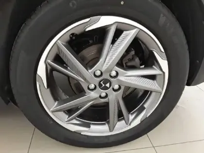 Photo 30 DS DS 7 DS7 Crossback Hybride E-Tense 225 EAT8