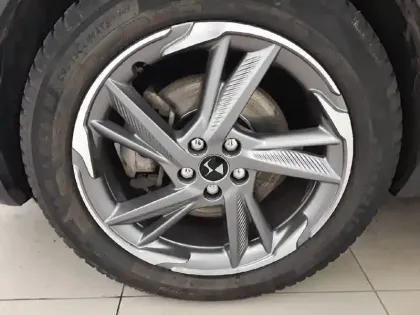 Photo 12 DS Ds 7 DS7 Crossback Hybride E-Tense 225 EAT8