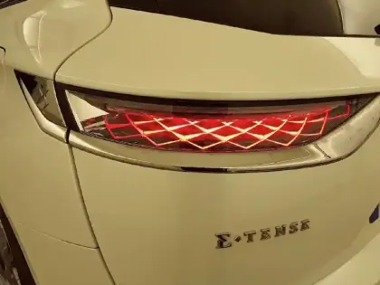 Photo 58 DS DS 7 DS7 Crossback Hybride E-Tense 225 EAT8