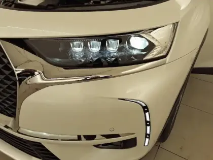 Photo 15 DS Ds 7 DS7 Crossback Hybride E-Tense 225 EAT8