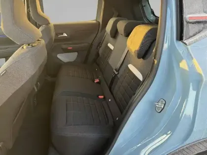 Photo 11 Citroën C3  Hybride 110 ch e-DCS6