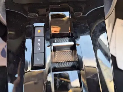 Photo 13 Citroën C3  Hybride 110 ch e-DCS6