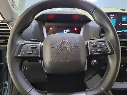 Photo 8 Citroën C4  BlueHDi 130 S&S EAT8