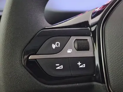 Photo 46 Peugeot Rifter  Long BlueHDi 100 S&S BVM6 5pl