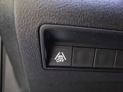 Photo 48 Peugeot Rifter  Long BlueHDi 100 S&S BVM6 5pl