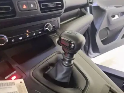 Photo 34 Peugeot Rifter  Long BlueHDi 100 S&S BVM6 5pl