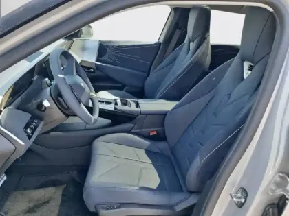 Photo 10 DS DS 8 DS N°8 245 ch FWD Long Range