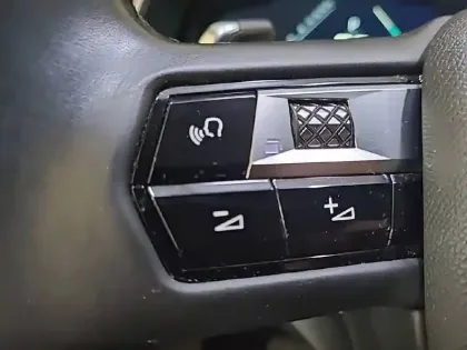 Photo 29 DS Ds 7 DS7 Crossback Hybride E-Tense 225 EAT8