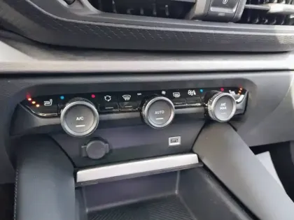 Photo 42 Citroën C5  X Hybride Rechargeable 225 S&S e-EAT8