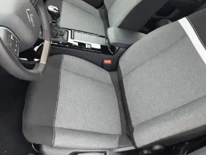 Photo 10 Citroën C4  PureTech 100 BVM6