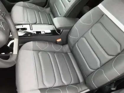 Photo 50 Citroën C4  BlueHDi 130 EAT8