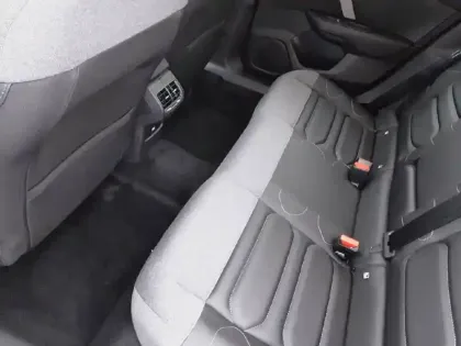 Photo 11 Citroën C4  BlueHDi 130 EAT8