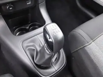 Photo 13 Citroën C3  PureTech 83 S&S BVM5