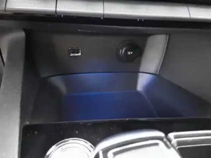 Photo 33 Peugeot 3008  Hybrid 225 e-EAT8