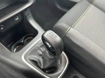 Photo 13 Citroën C3  PureTech 83 S&S BVM5