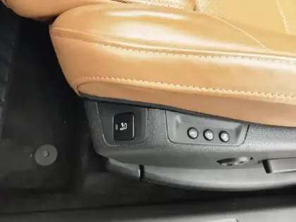 Photo 48 DS Ds 7 DS7 Crossback PureTech 180 EAT8