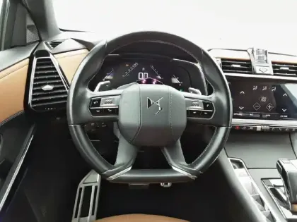 Photo 34 DS Ds 7 DS7 Crossback PureTech 180 EAT8