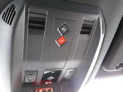 Photo 43 DS Ds 7 DS7 Crossback PureTech 180 EAT8