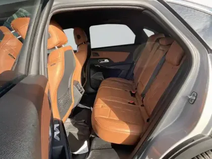 Photo 11 DS Ds 7 DS7 Crossback PureTech 180 EAT8