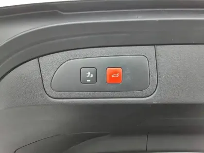 Photo 52 DS Ds 7 DS7 Crossback PureTech 180 EAT8