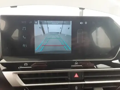 Photo 14 Citroën C4  BlueHDi 130 EAT8