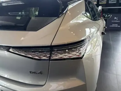 Photo 16 DS DS 4  Hybride 136 e-DCT6