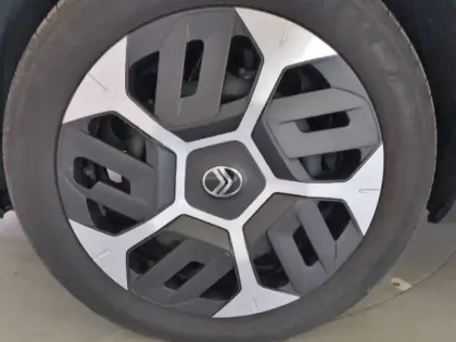 Photo 12 Citroën C4  Hybride 136 e-DCS6