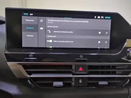 Photo 20 Citroën C4  Hybride 136 e-DCS6