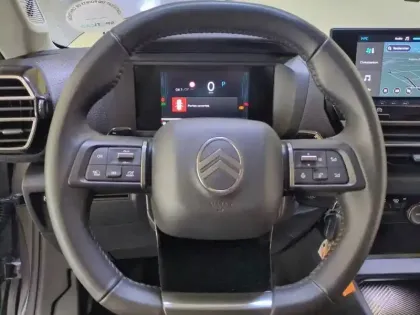 Photo 8 Citroën C4  Hybride 136 e-DCS6