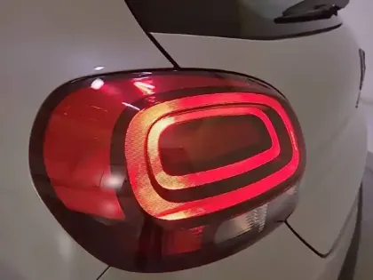 Photo 16 Citroën C3  PureTech 83 S&S BVM5