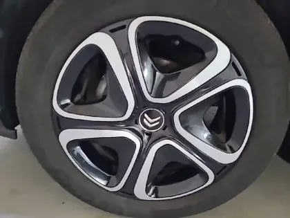 Photo 12 Citroën C3  PureTech 83 S&S BVM5